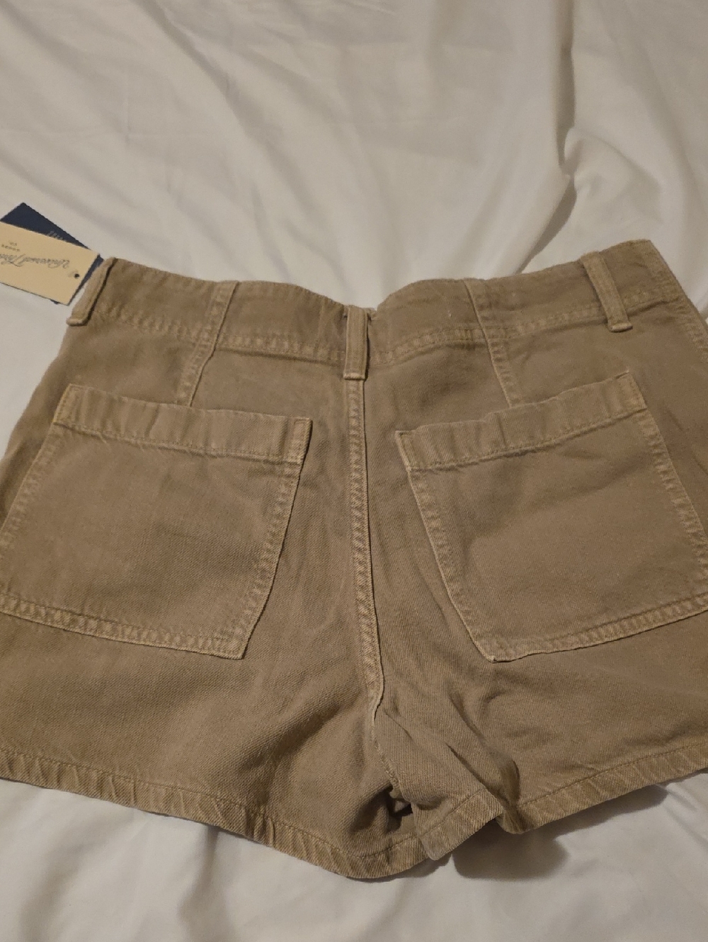Universal Thread Women’s Utility Shorts Trio - Olive, Beige & Khaki - Picture 10 of 14